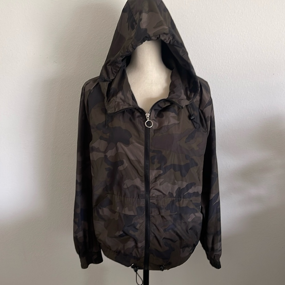 Camo Windbreaker by Haute Monde Sz L